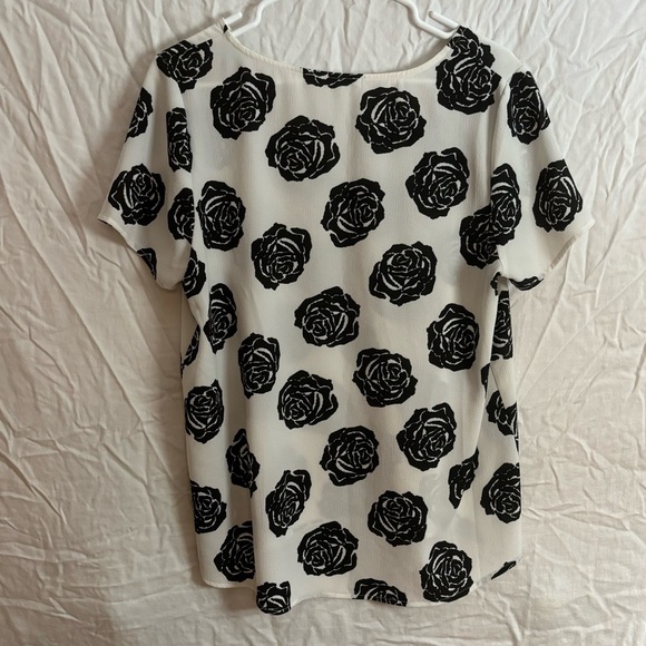White Blouse Black Rose Print Blouse - Picture 2 of 5